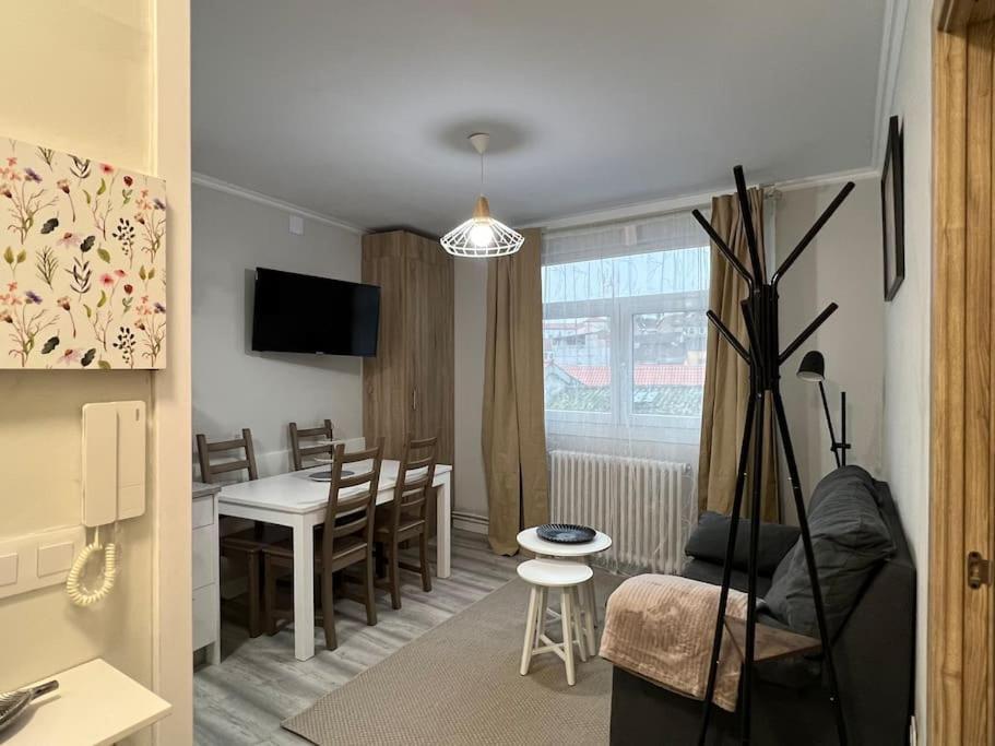Apartamento Turistico Plaza III Monforte De Lemos Dış mekan fotoğraf