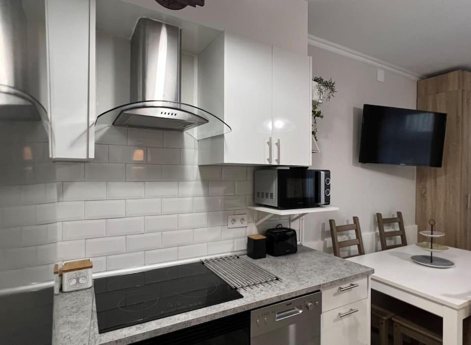 Apartamento Turistico Plaza III Monforte De Lemos Dış mekan fotoğraf