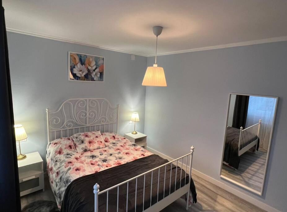 Apartamento Turistico Plaza III Monforte De Lemos Dış mekan fotoğraf
